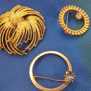 Vintage brooch jewelry lot bundle